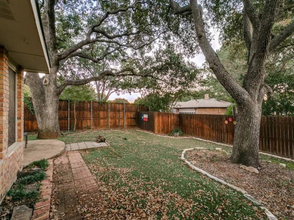 905 Summer Trail Flower Mound, TX 75028