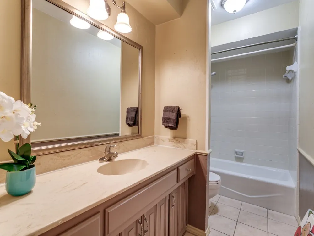 905 Summer Trail Flower Mound, TX 75028