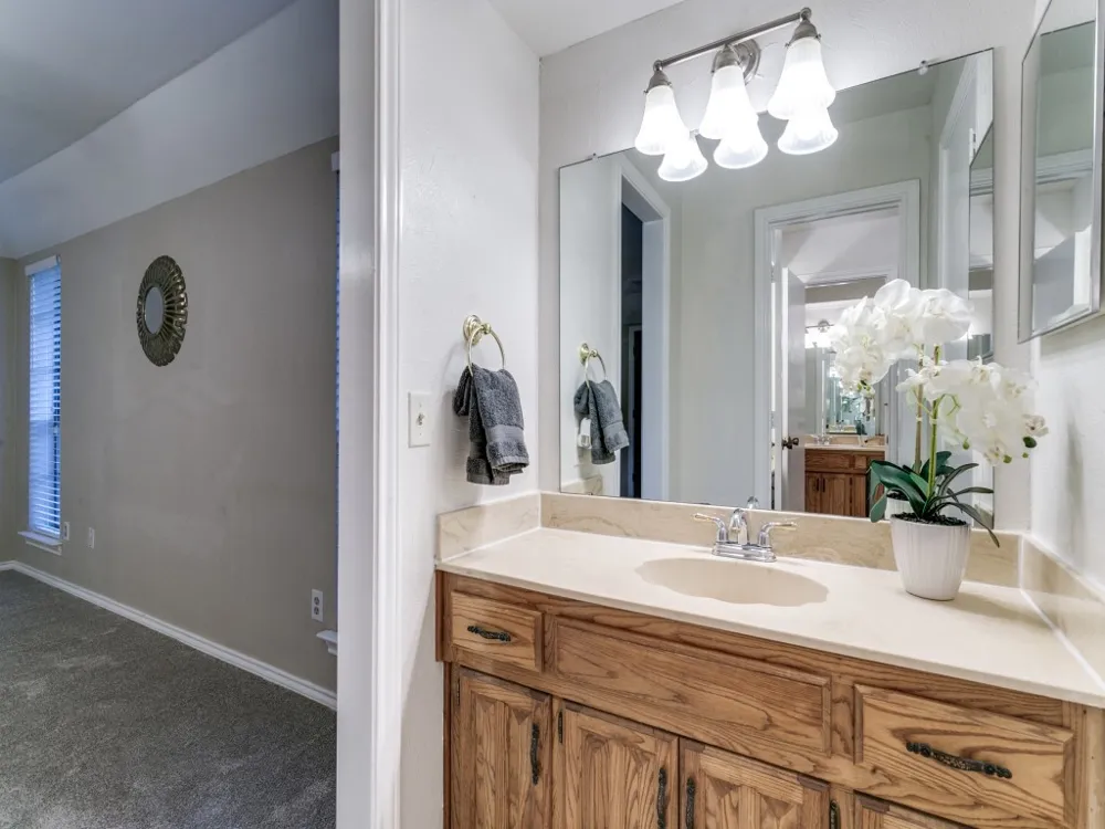 905 Summer Trail Flower Mound, TX 75028
