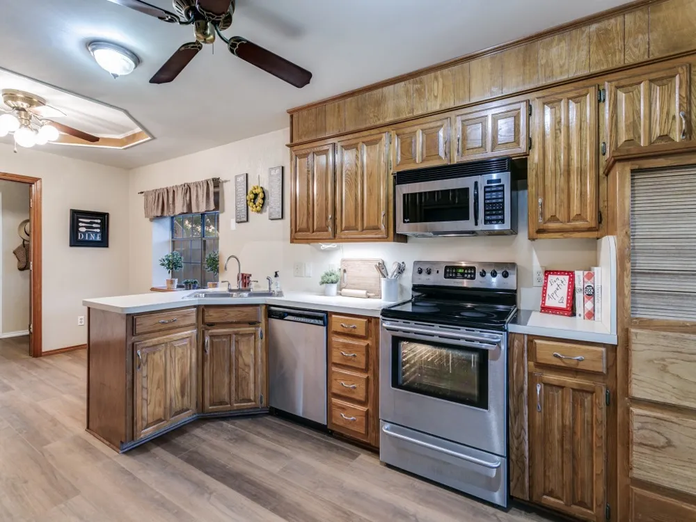905 Summer Trail Flower Mound, TX 75028