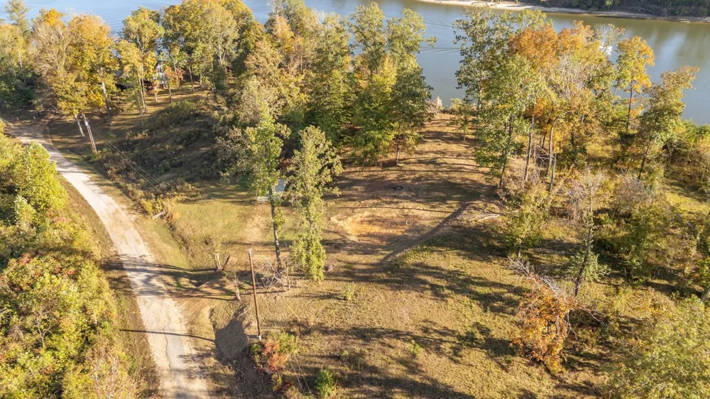 60 SLEEPY HOLLOW LN Morris Chapel, TN 38361
