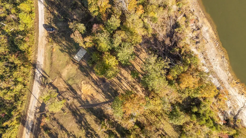 60 SLEEPY HOLLOW LN Morris Chapel, TN 38361