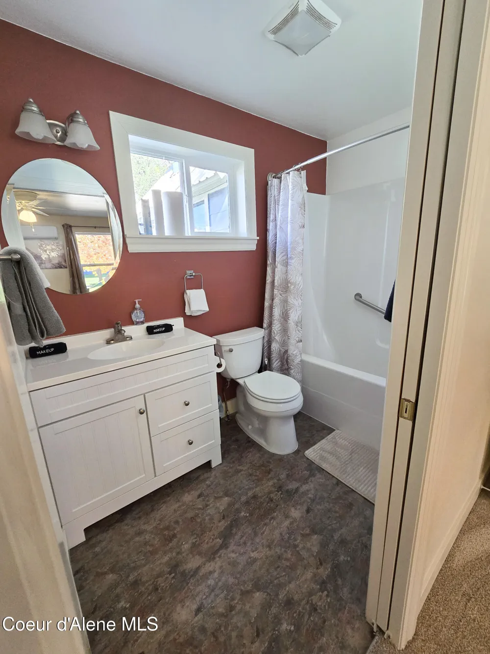 409 Pine Street Wallace, ID 83873