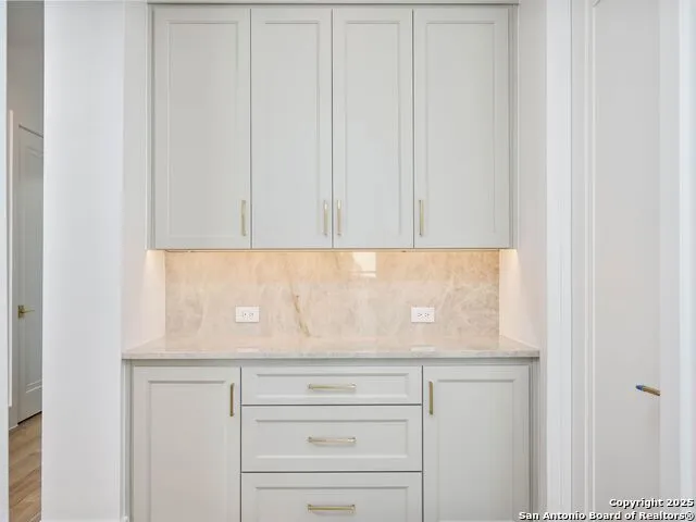 21511 Privada Avila San Antonio, TX 78257