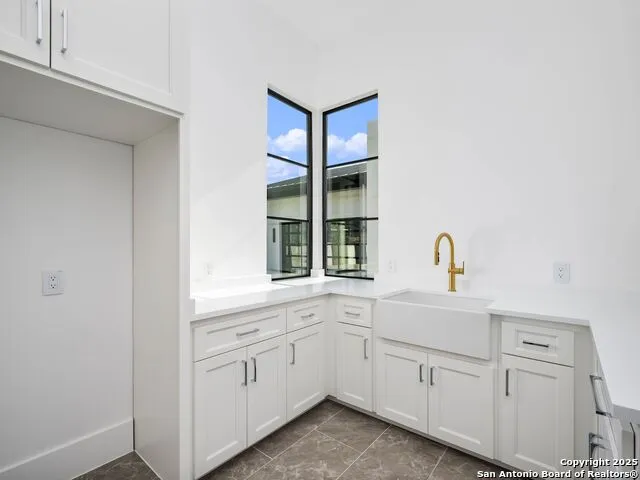 21511 Privada Avila San Antonio, TX 78257