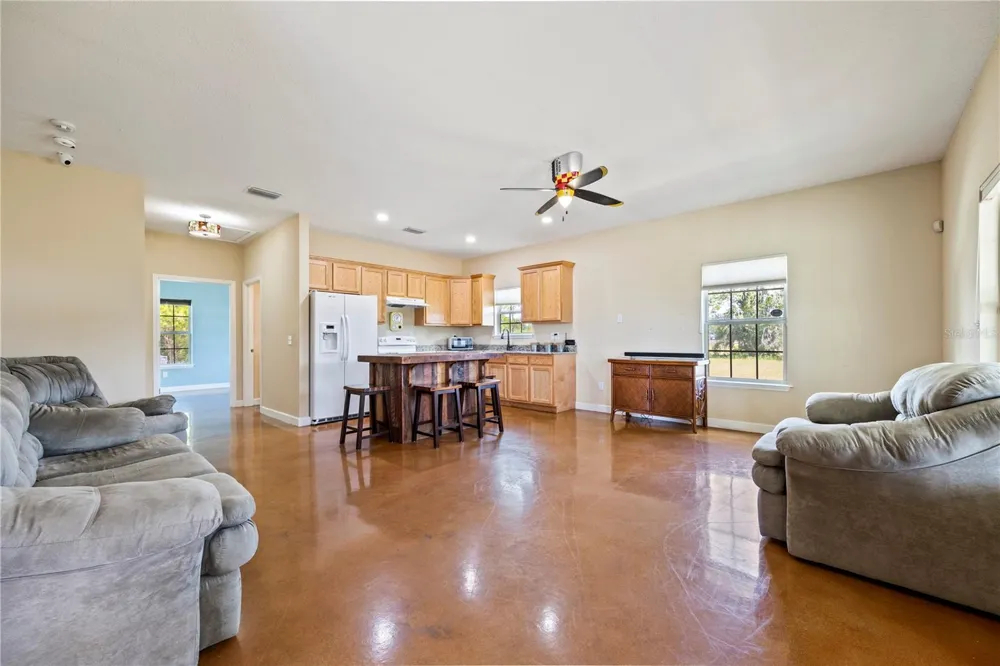 168 SW POBEREZNY GLN Lake City, FL 32025