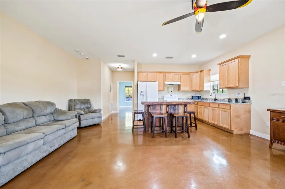 168 SW POBEREZNY GLN Lake City, FL 32025