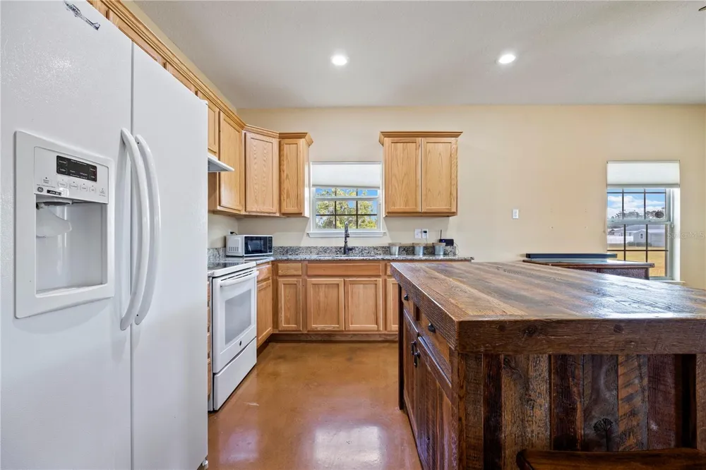 168 SW POBEREZNY GLN Lake City, FL 32025