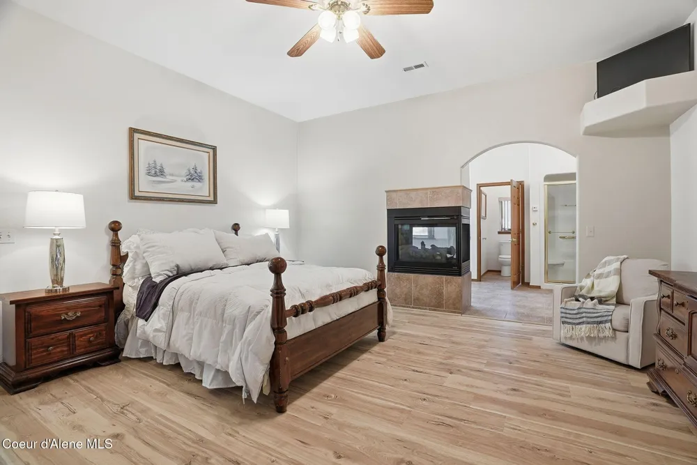 573 Tam Tam Drive Sagle, ID 83860