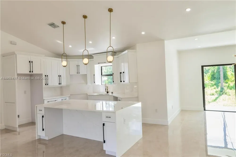 1506 EIGHTH AVE Lehigh Acres, FL 33972