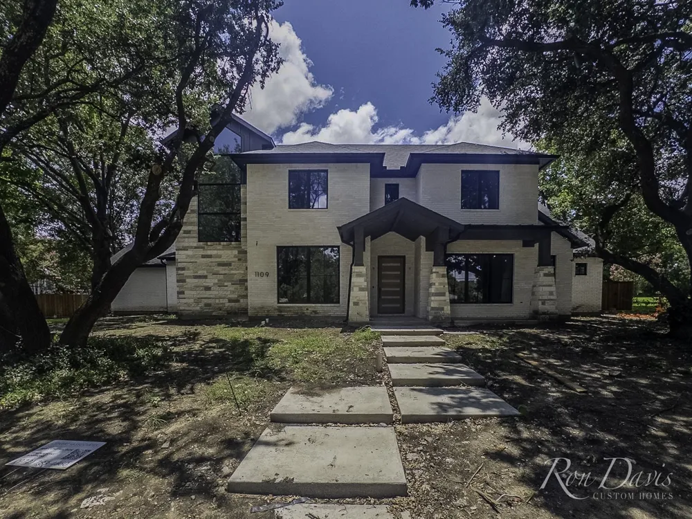 1109 Glenfield Court Richardson, TX 75080
