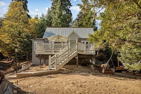 25660 Lo Lane