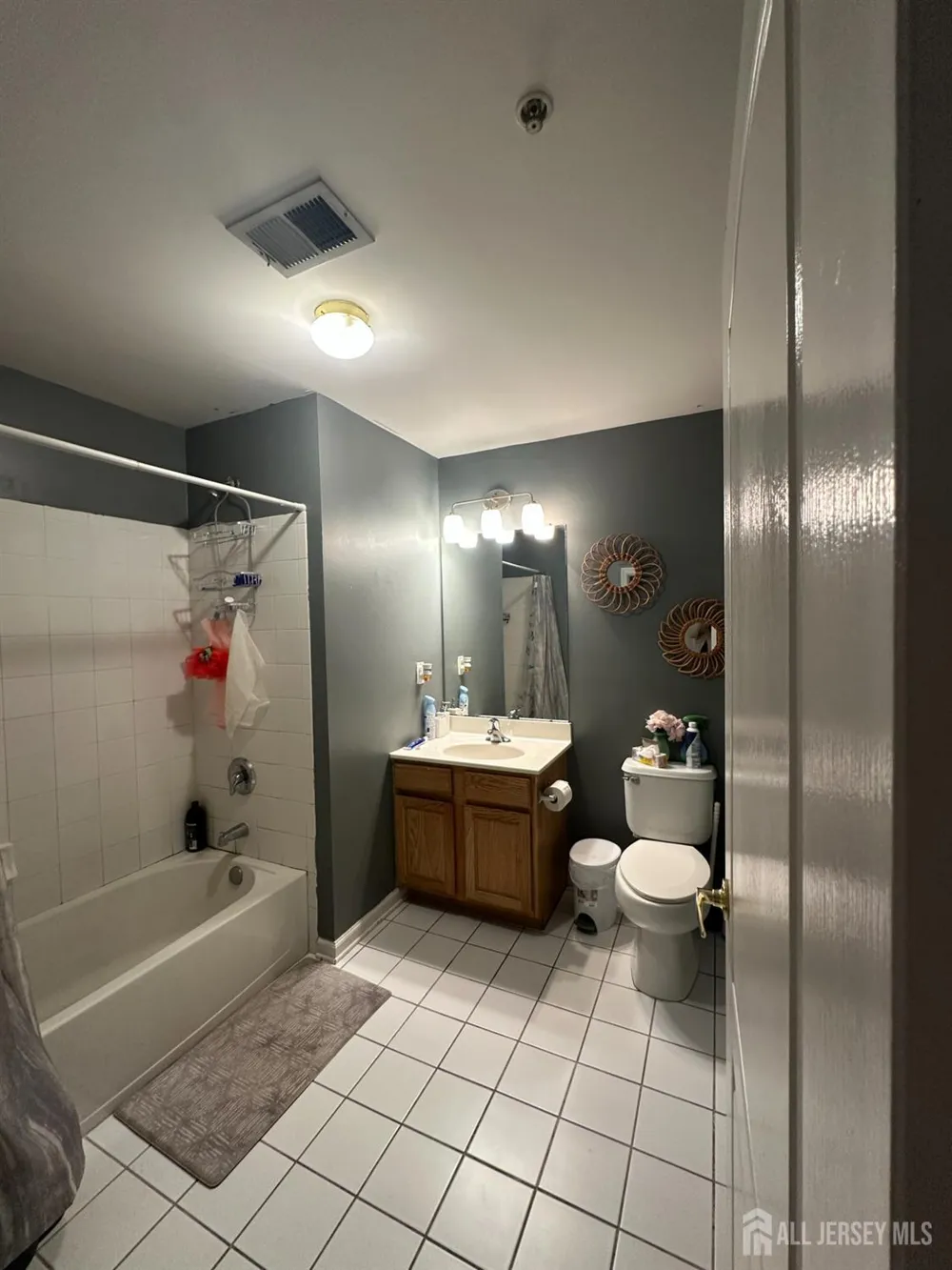 1224 Dogwood Court New Brunswick, NJ 08901