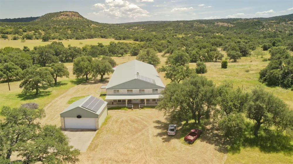 585 Hickory Spring Road Fredericksburg, TX 78624