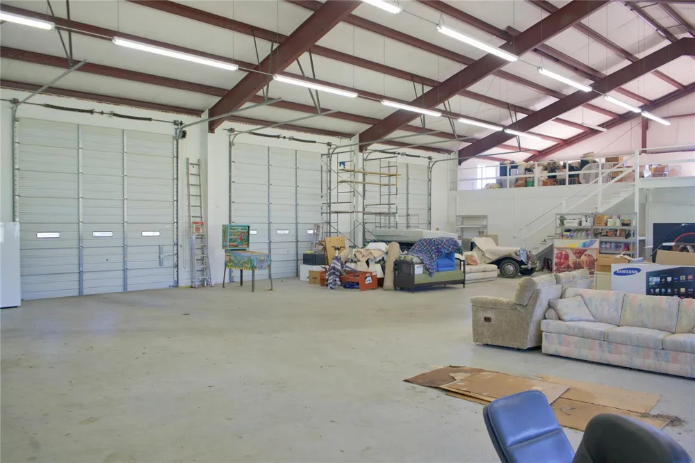 585 Hickory Spring Road Fredericksburg, TX 78624