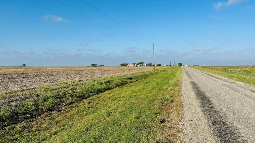 1 County Road 798 Sinton, TX 78387