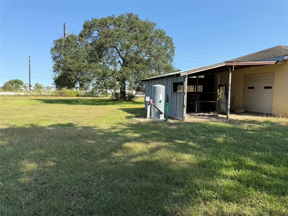 7523 Fm 3180 Road Baytown, TX 77523