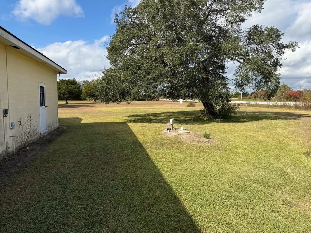 7523 Fm 3180 Road Baytown, TX 77523
