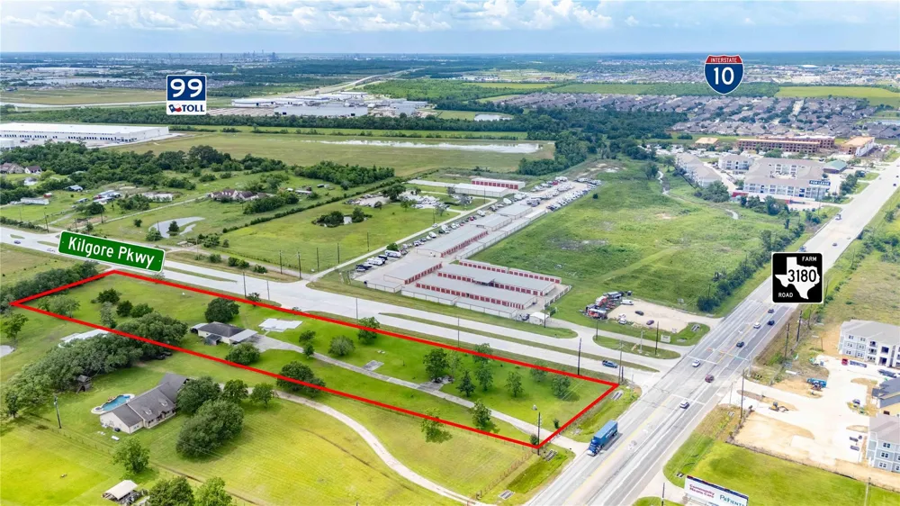7523 Fm 3180 Road Baytown, TX 77523