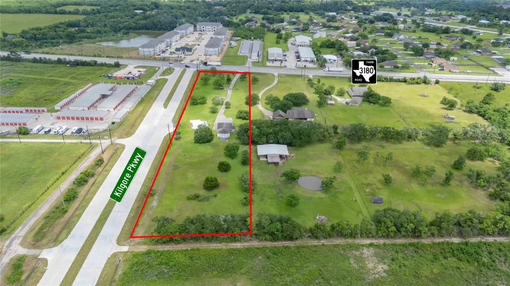 7523 Fm 3180 Road Baytown, TX 77523