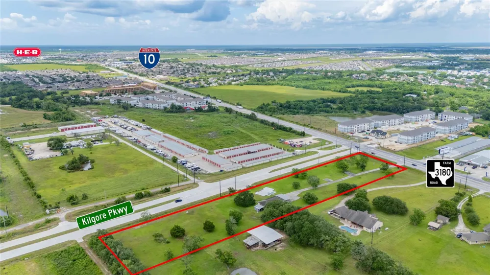 7523 Fm 3180 Road Baytown, TX 77523