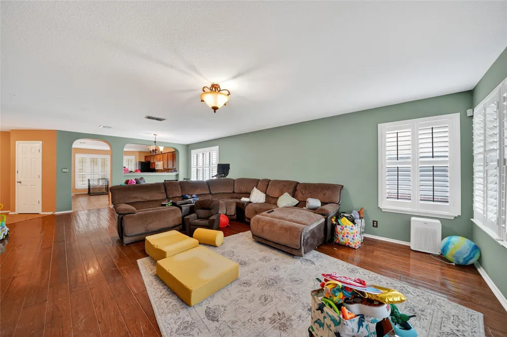 7815 Beechnut Oak San Antonio, TX 78223