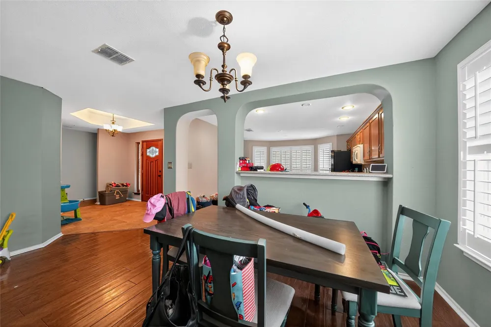 7815 Beechnut Oak San Antonio, TX 78223