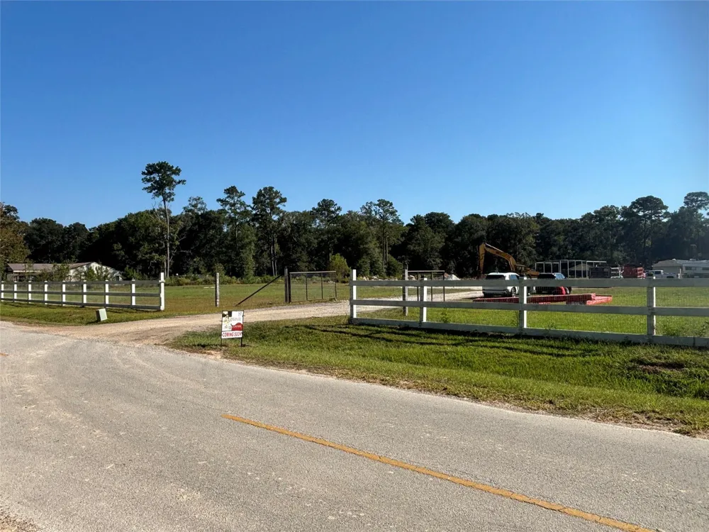 62 Short Leaf Drive Huffman, TX 77336
