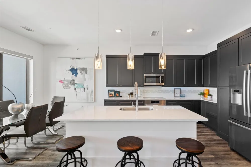 199 Waterpoint Court #208 Montgomery, TX 77356