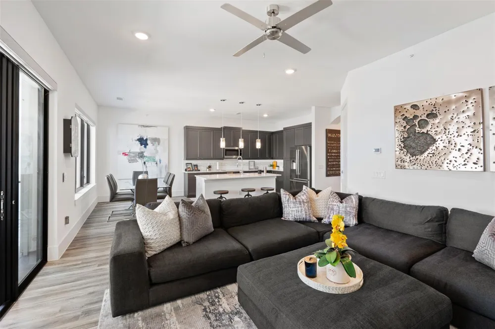 199 Waterpoint Court #208 Montgomery, TX 77356