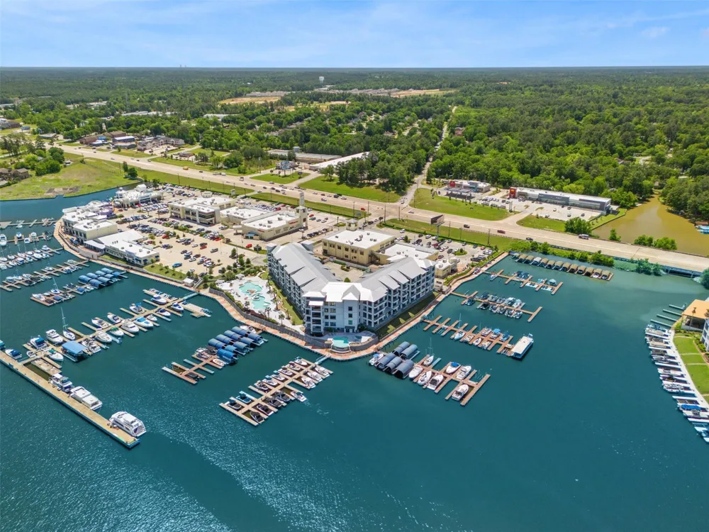 199 Waterpoint Court #208 Montgomery, TX 77356