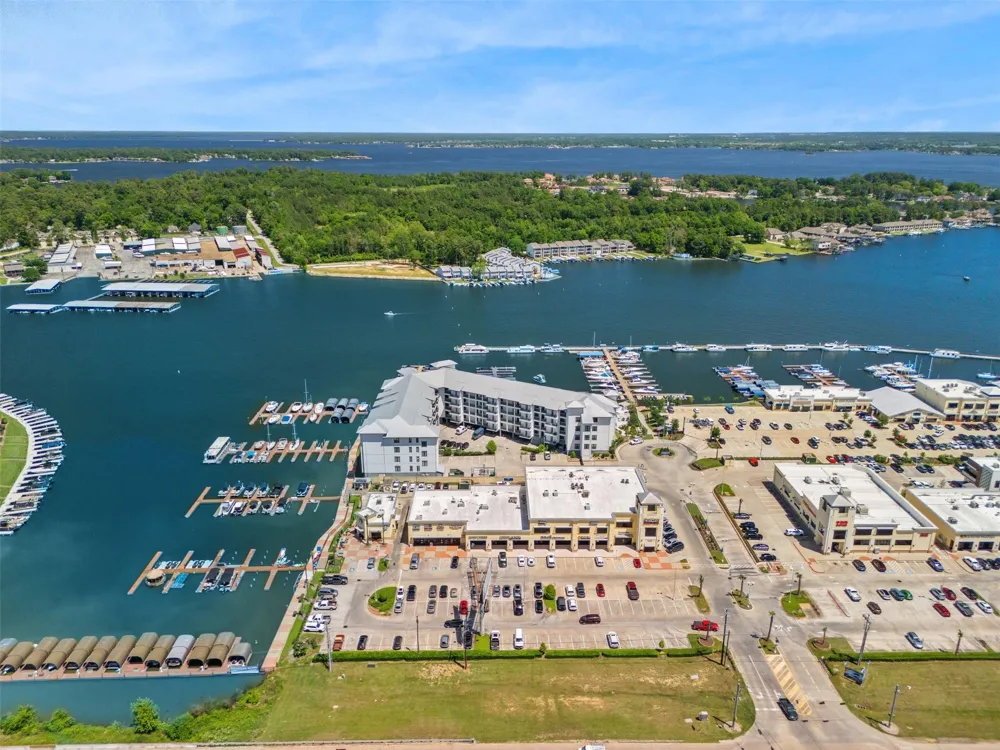 199 Waterpoint Court #208 Montgomery, TX 77356
