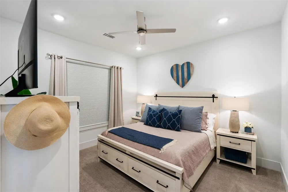 199 Waterpoint Court #208 Montgomery, TX 77356