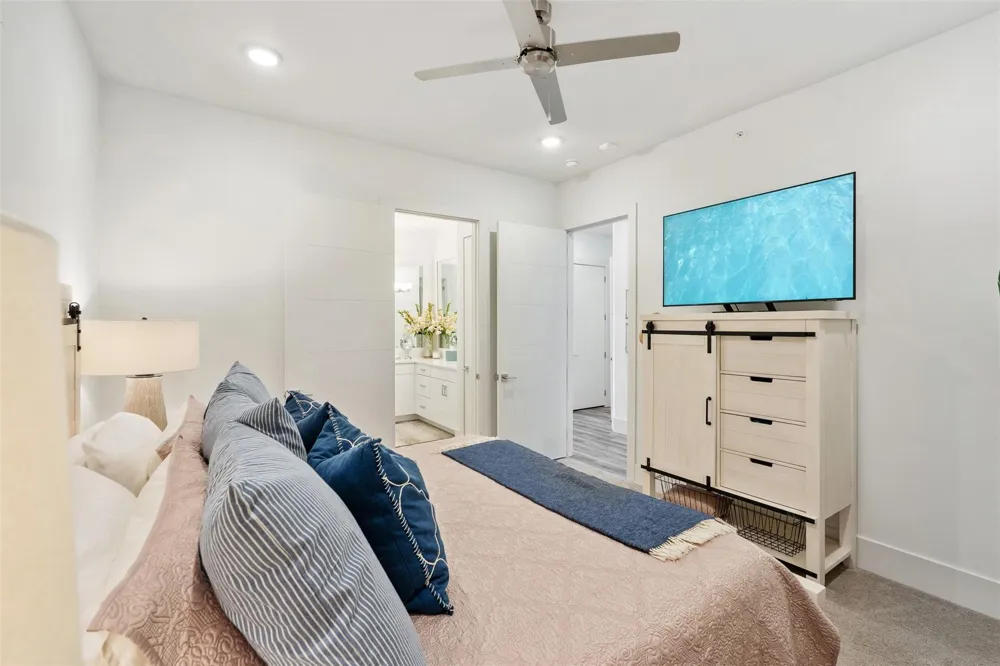 199 Waterpoint Court #208 Montgomery, TX 77356