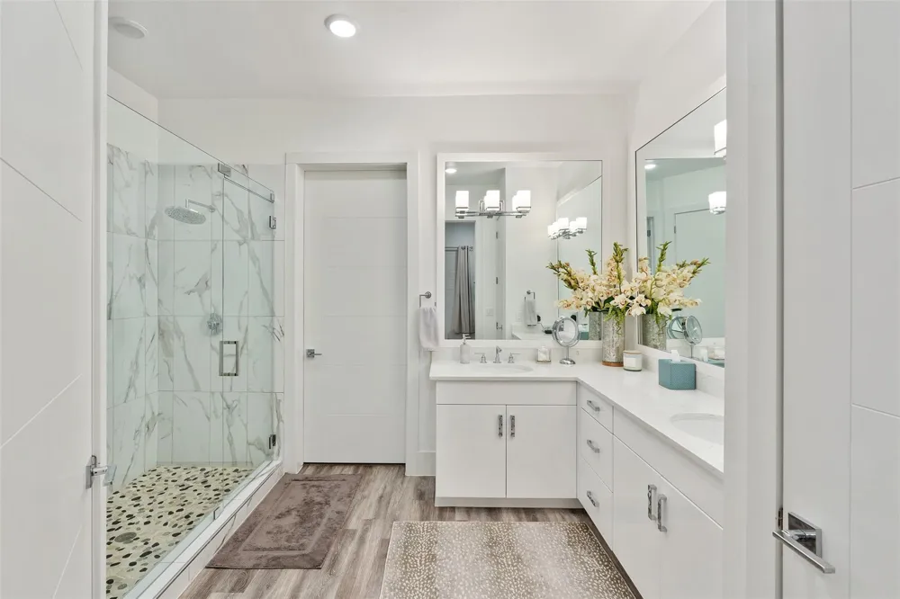 199 Waterpoint Court #208 Montgomery, TX 77356