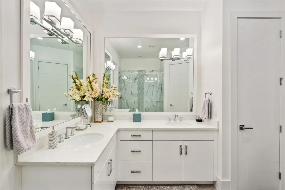 199 Waterpoint Court #208 Montgomery, TX 77356