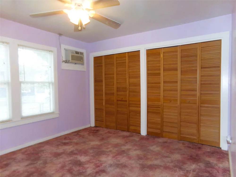 403 West Street Weimar, TX 78962