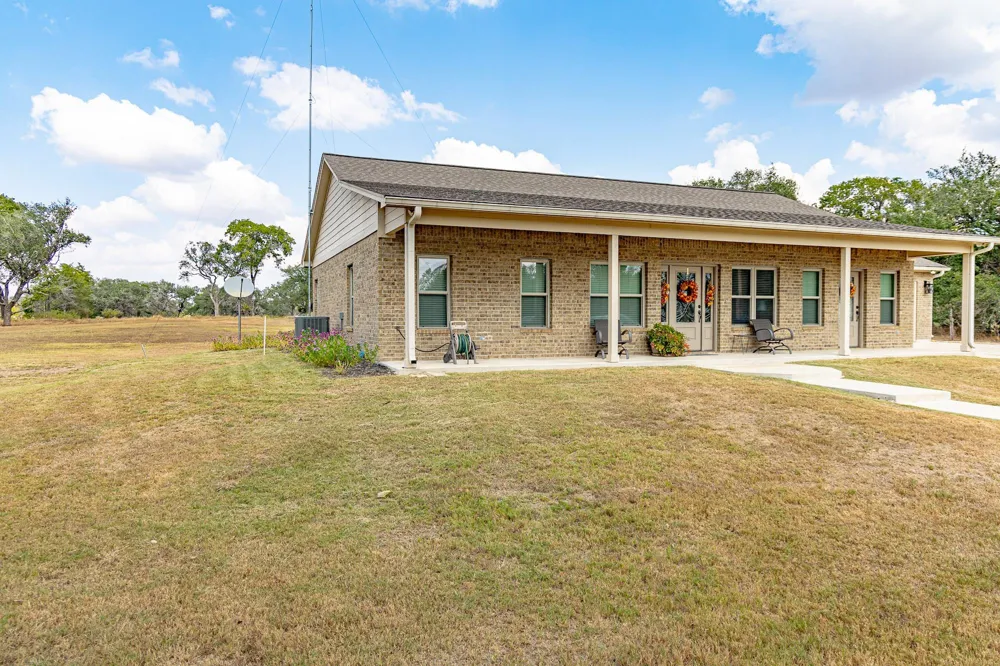 716 L Hrabovsky Road Yoakum, TX 77995