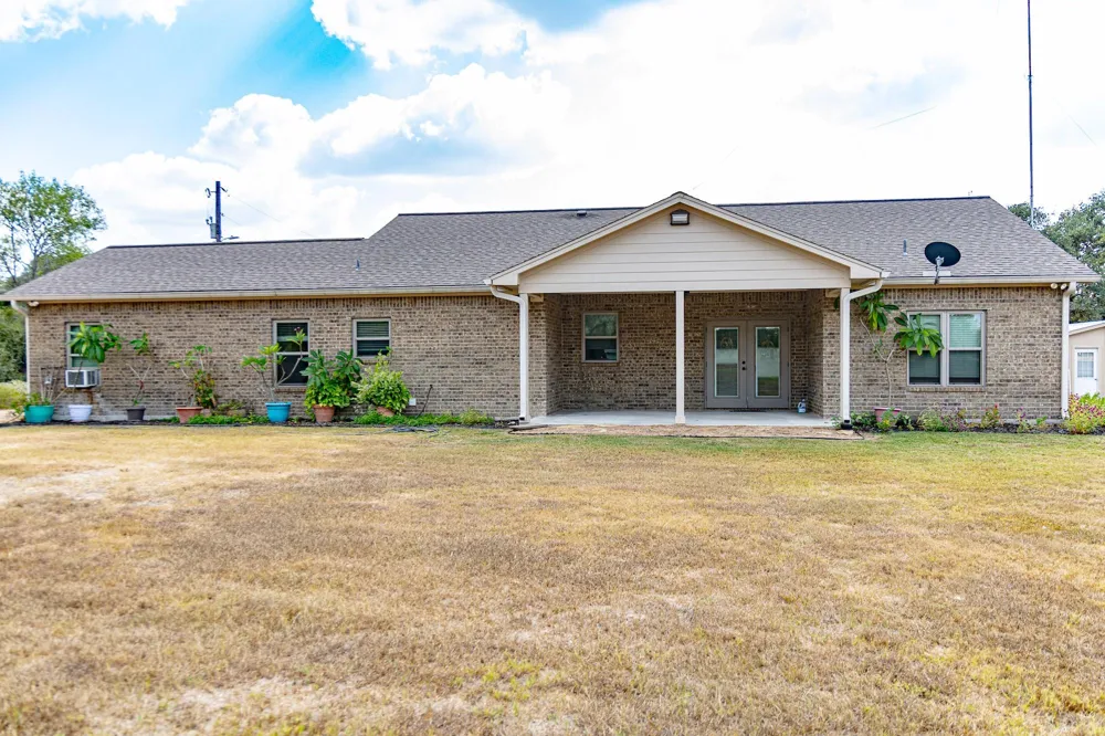 716 L Hrabovsky Road Yoakum, TX 77995