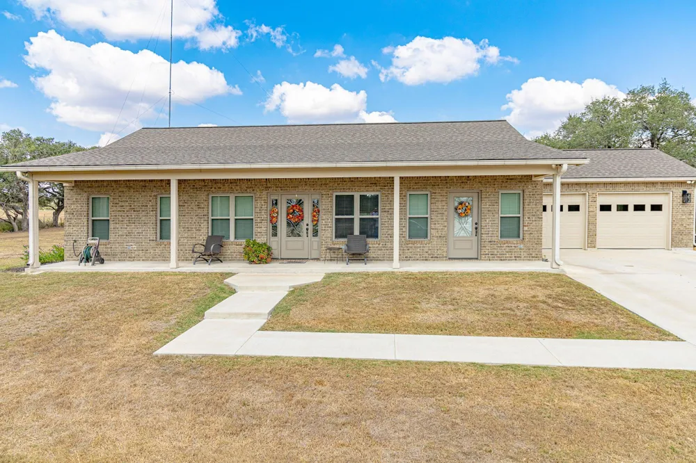 716 L Hrabovsky Road Yoakum, TX 77995