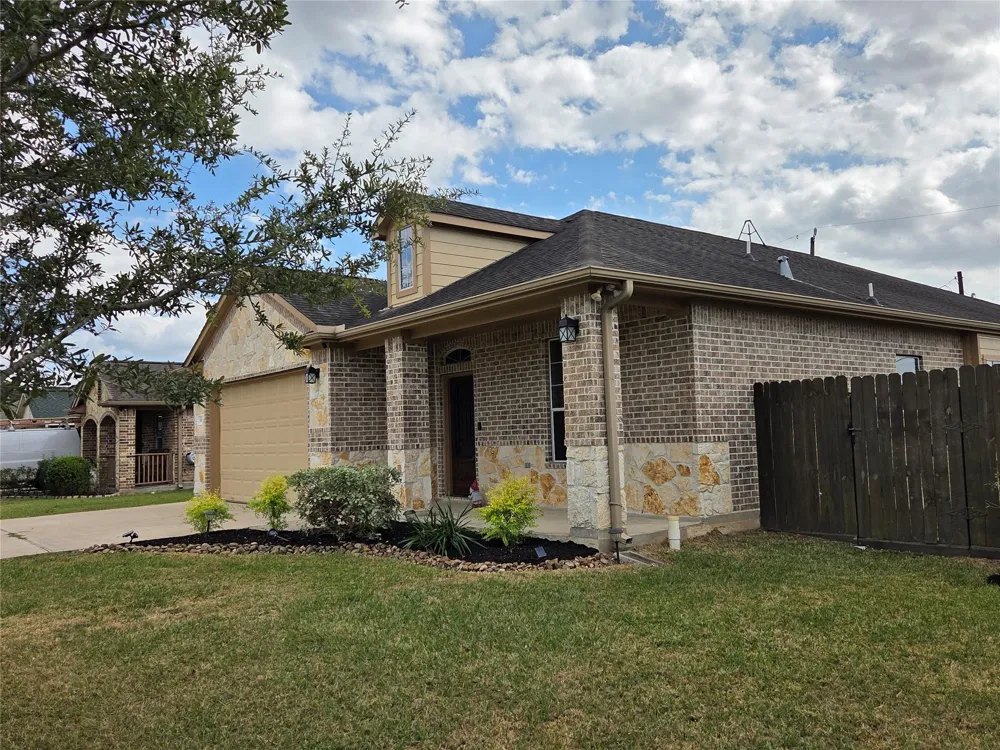 306 Masterson Street Arcola, TX 77583