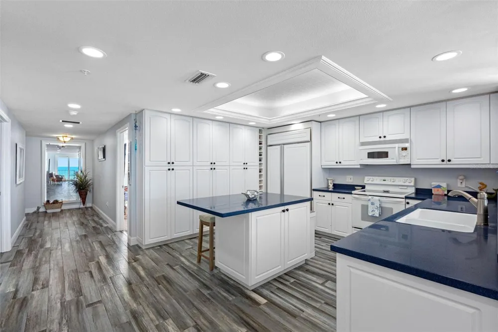 19710 GULF BOULEVARD #301 Indian Shores, FL 33785