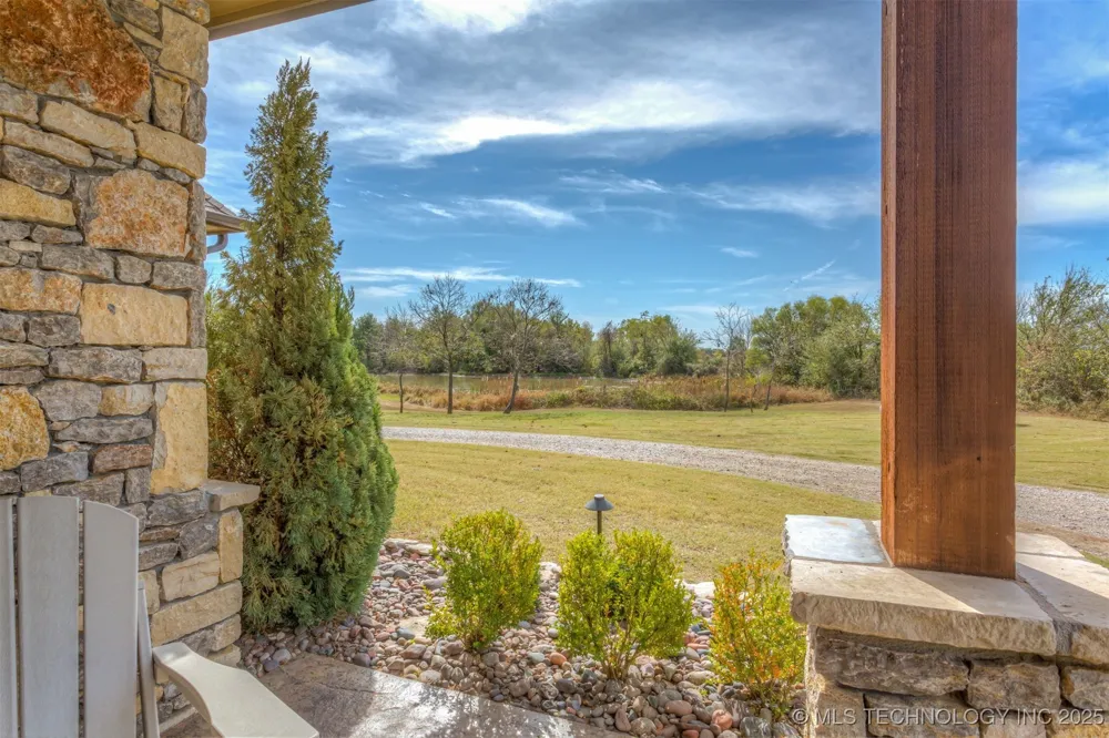 37760 E 171st Street S Porter, OK 74454