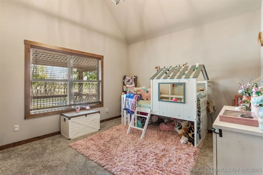 37760 E 171st Street S Porter, OK 74454