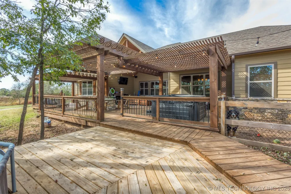 37760 E 171st Street S Porter, OK 74454