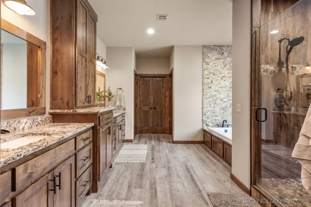 37760 E 171st Street S Porter, OK 74454