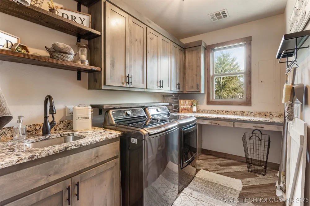 37760 E 171st Street S Porter, OK 74454
