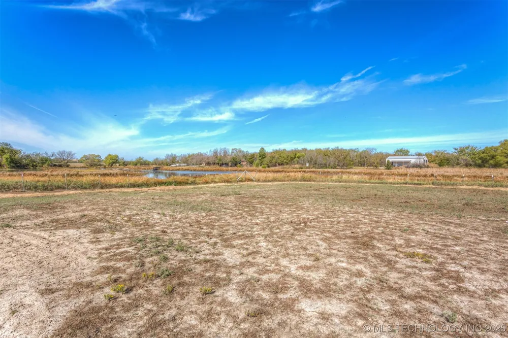37760 E 171st Street S Porter, OK 74454
