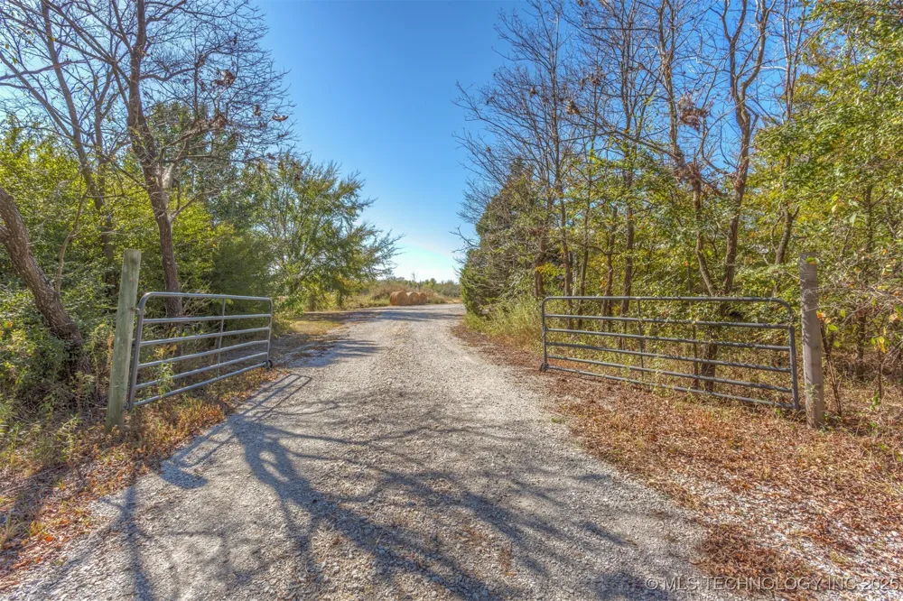 37760 E 171st Street S Porter, OK 74454