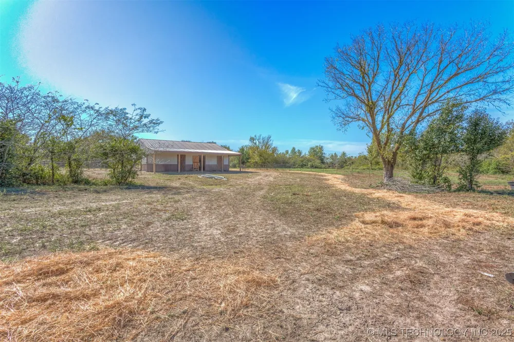 37760 E 171st Street S Porter, OK 74454